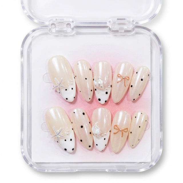 Coastal Coquette Pearl & Seashell Gel Nails S058